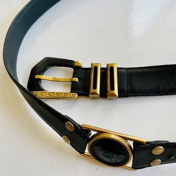Gianni Versace Black Leather Medusa Medallions Belt Gold Hardware Men's 100/40 - Picture 4 of 14